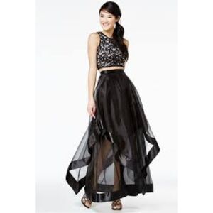 BCX Dress Junior 7 Black White Two Piece Lace Illusion Prom Formal Occasion